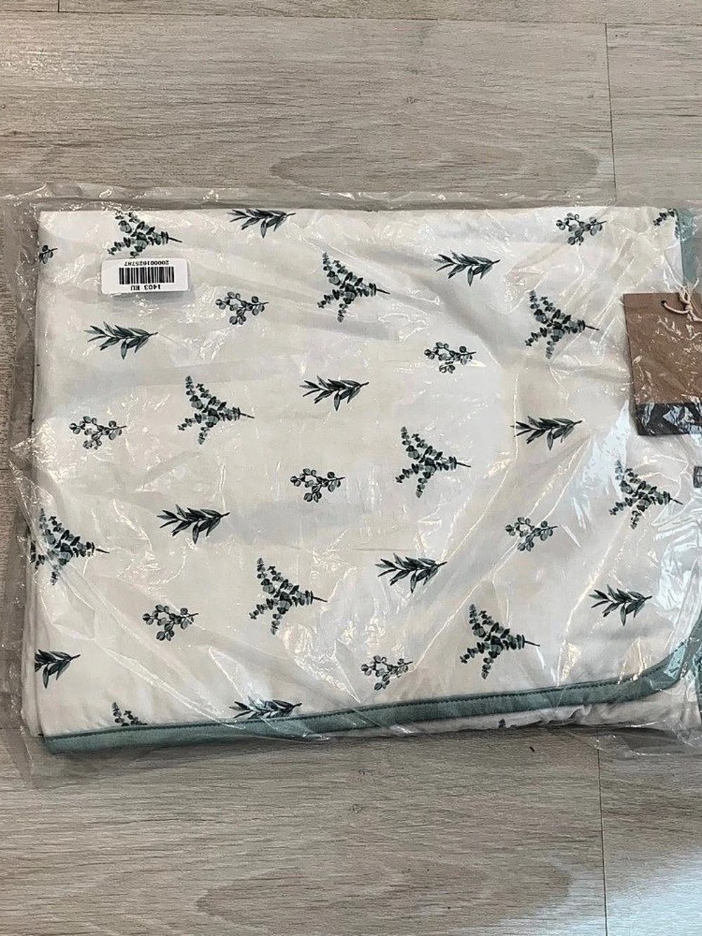 (NWT) kyte baby blanket in eucalyptus
